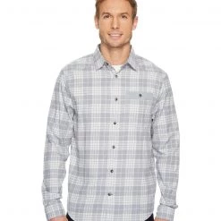 Anglers UNDER ARMOUR Tradesman Lightweight Flannel